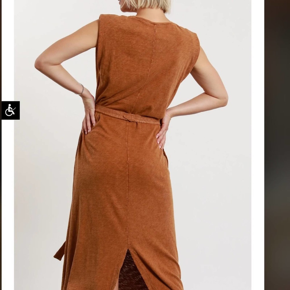 NWT Hello Nite Crew Midi Dress Orange - Size Medium